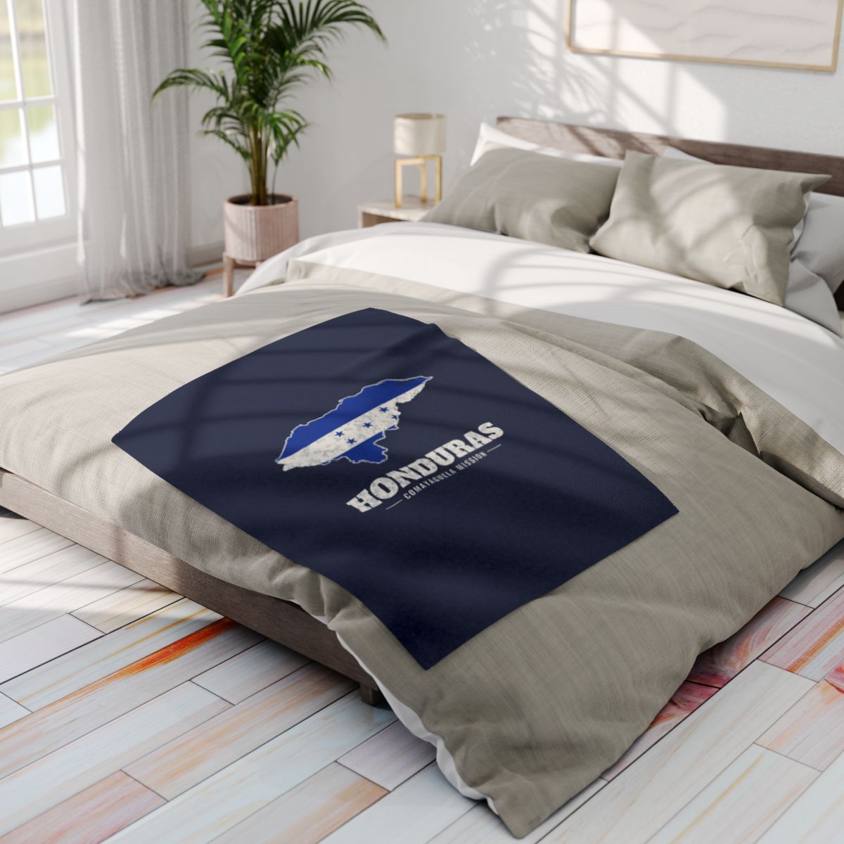 Honduras Comayaguela Mission flag map fleece blanket by Weak Things view 4